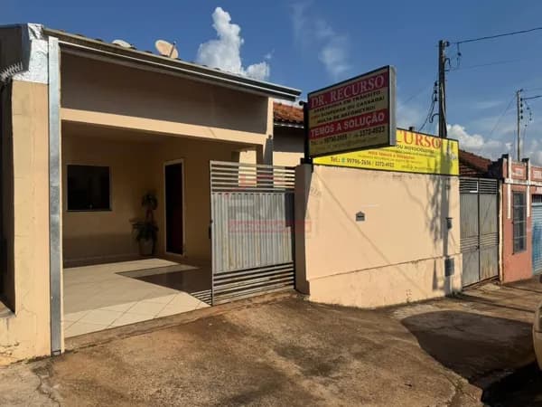 Casa em Santa Cruz do Rio Pardo - Centro