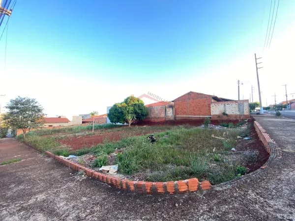 Lote/Terreno em Santa Cruz do Rio Pardo - Jardim Santanna I