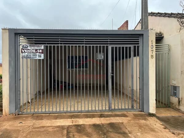 Casa em Santa Cruz do Rio Pardo - Centro