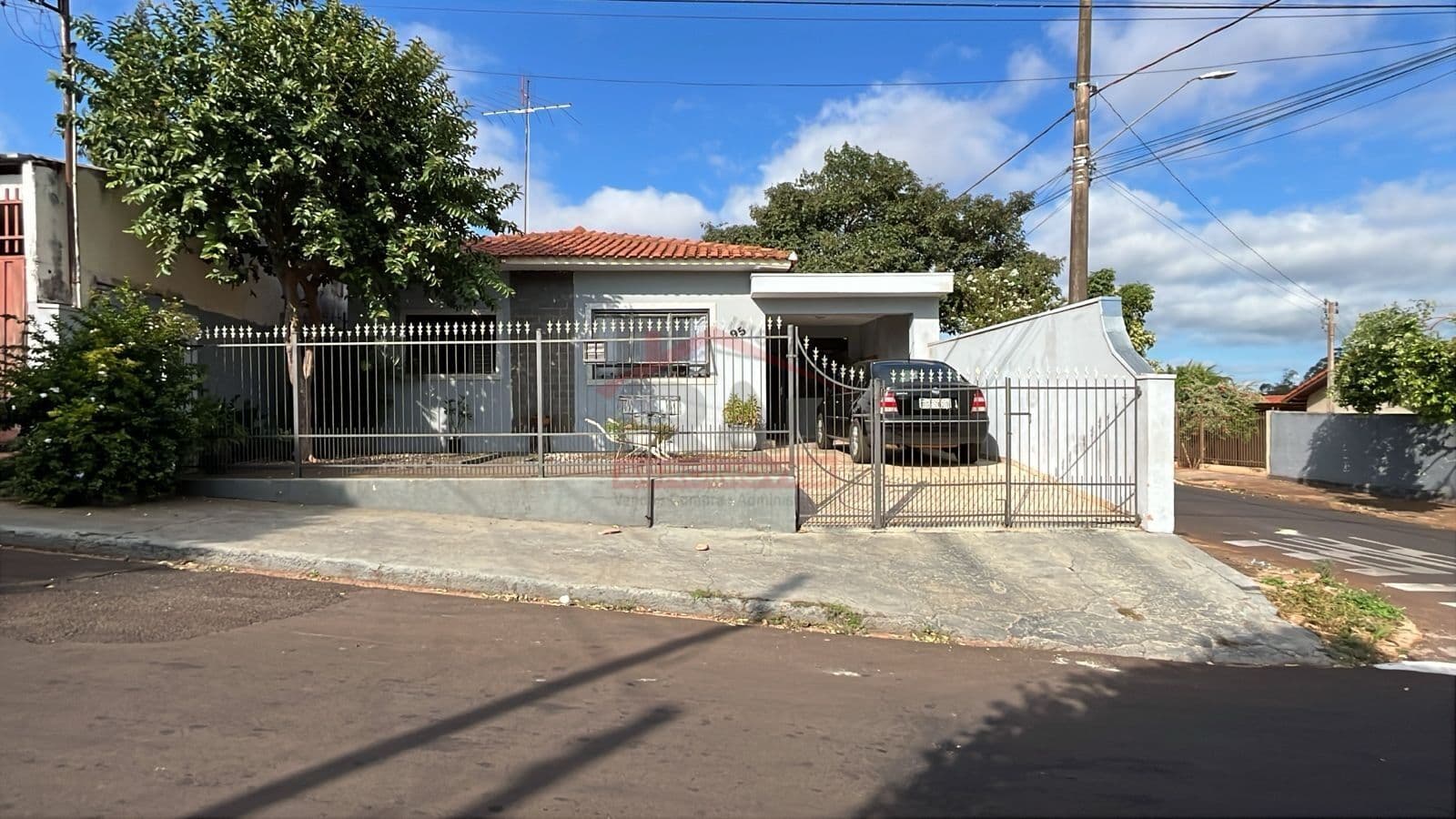 Casa em Santa Cruz do Rio Pardo - Jardim Fernanda