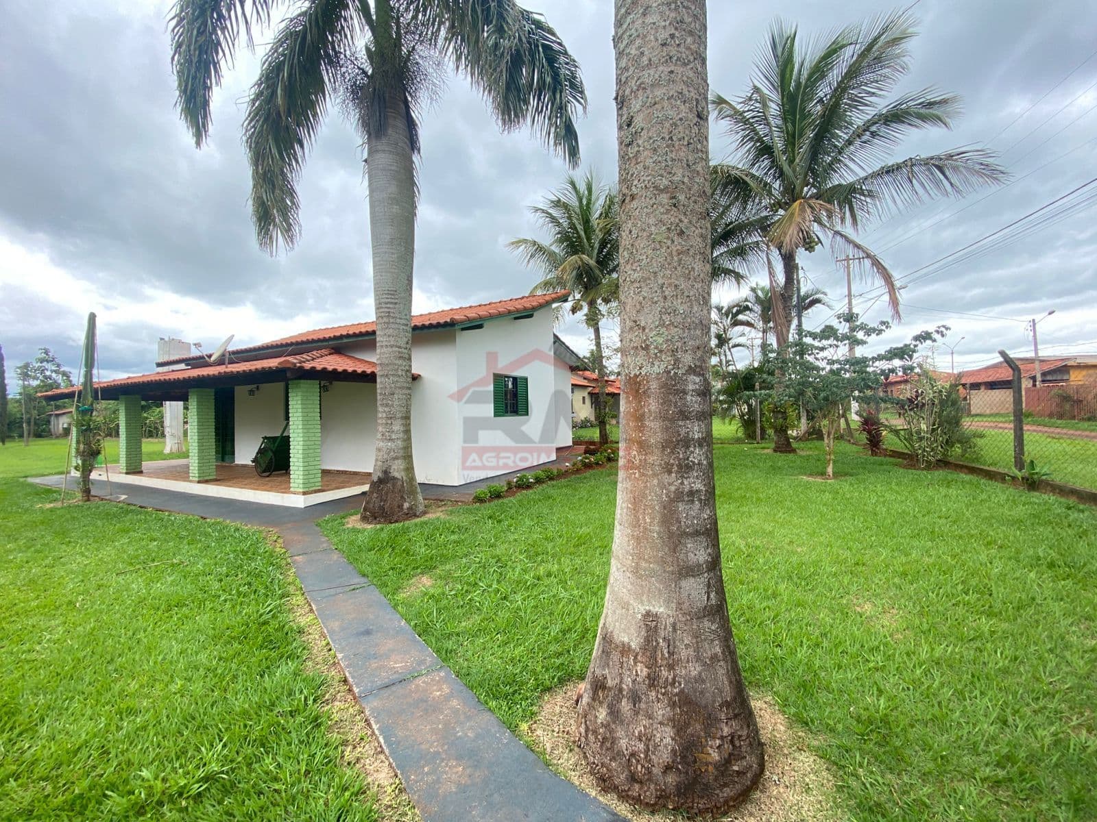 Fazenda/Sítios/Chácaras em Santa Cruz do Rio Pardo - Bairro Rural Mandassaia