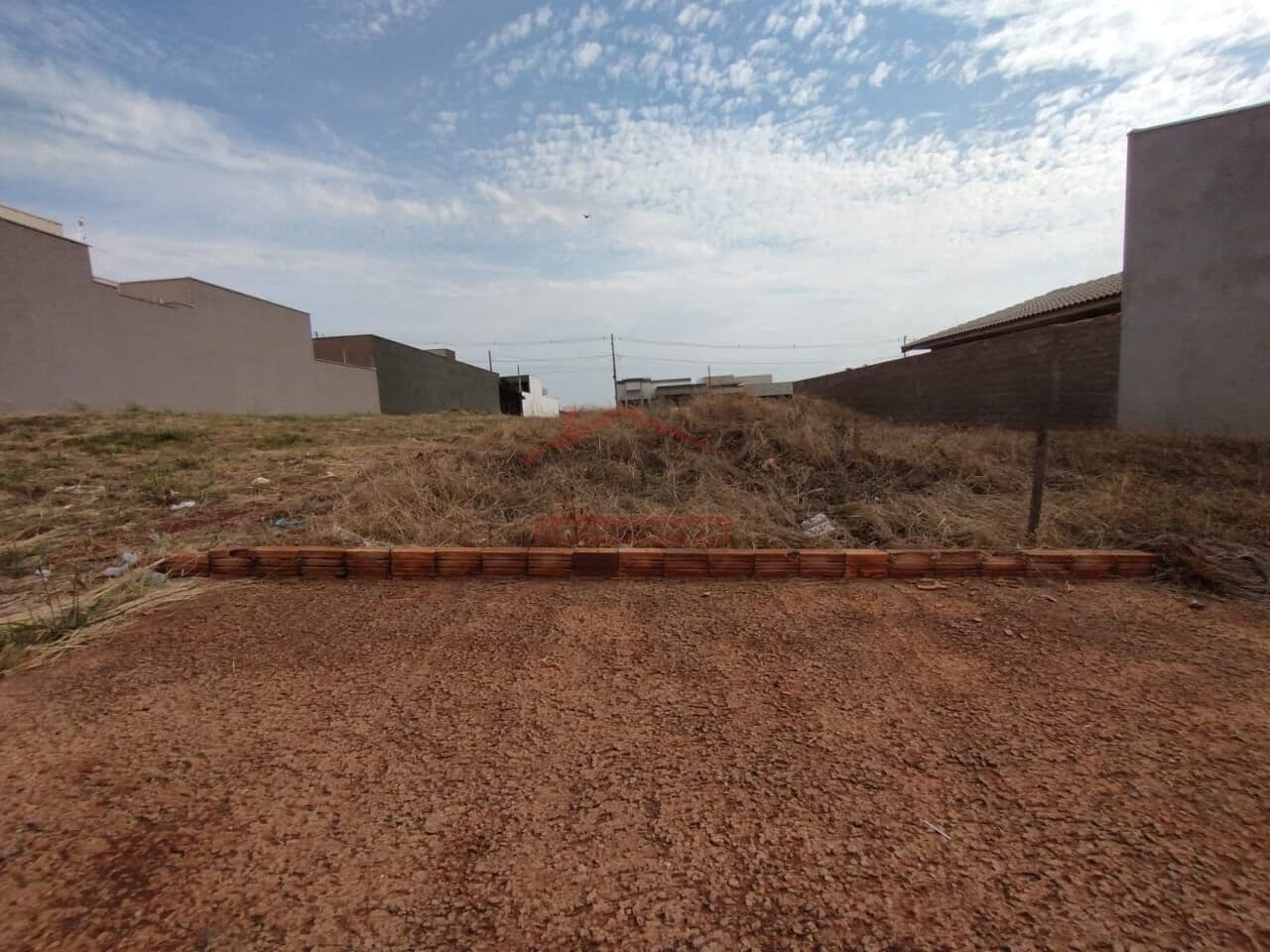 Lote/Terreno em Santa Cruz do Rio Pardo - Jardim Europa