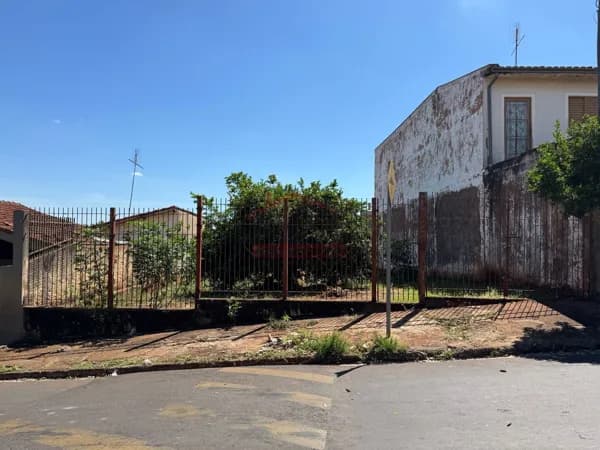Lote/Terreno em Santa Cruz do Rio Pardo - Jardim Jose Eleodoro