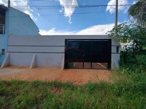 Fazenda/Sítios/Chácaras em Ourinhos - Sobra