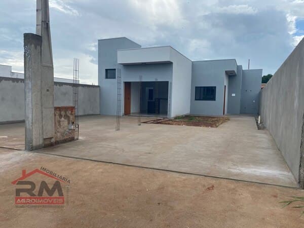 Casa à venda em Santa Cruz do Rio Pardo/SP