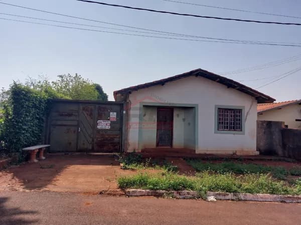 Casa em Santa Cruz do Rio Pardo - Jardim Bela Vista