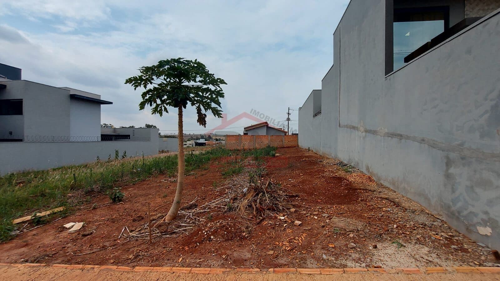Lote/Terreno em Santa Cruz do Rio Pardo - Jardim Europa