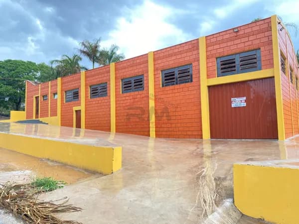 Galpão/Depósito/Armazém em Santa Cruz do Rio Pardo - Vila Mathias