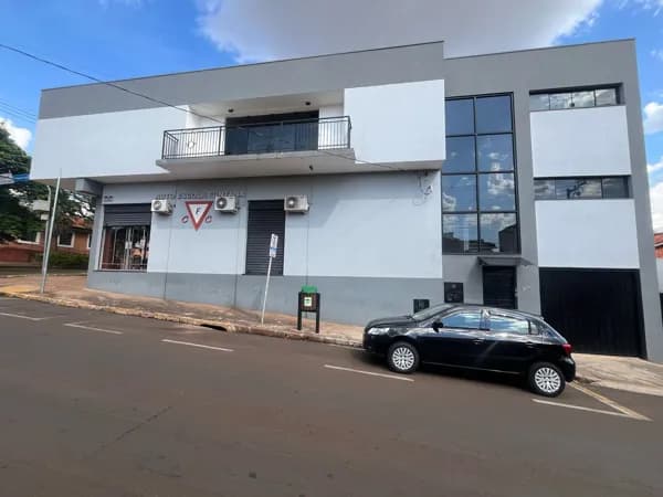 Garagem para alugar em Santa Cruz do Rio Pardo/SP