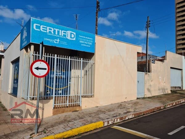 Garagem à venda em Santa Cruz do Rio Pardo/SP