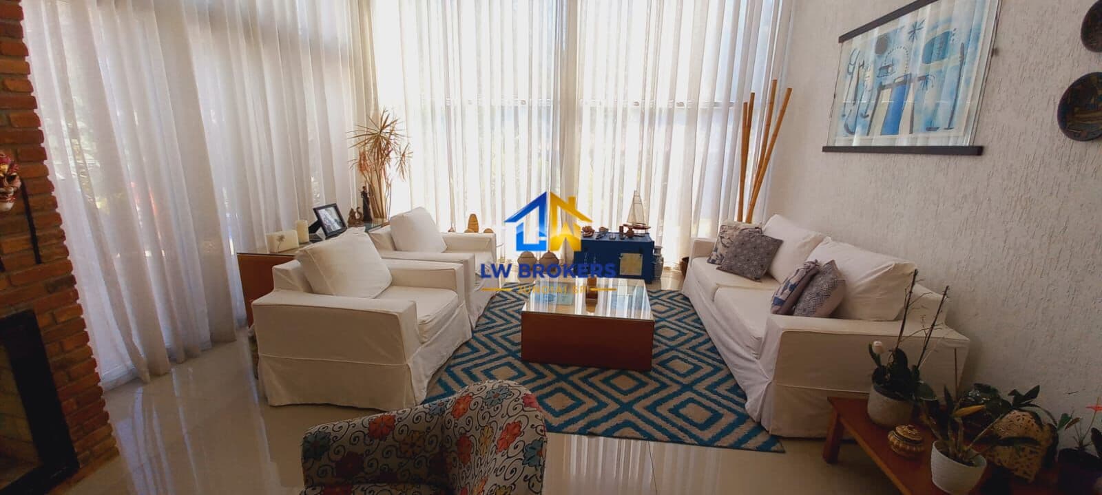 Casa alto padrão no Condomínio Capital Ville
