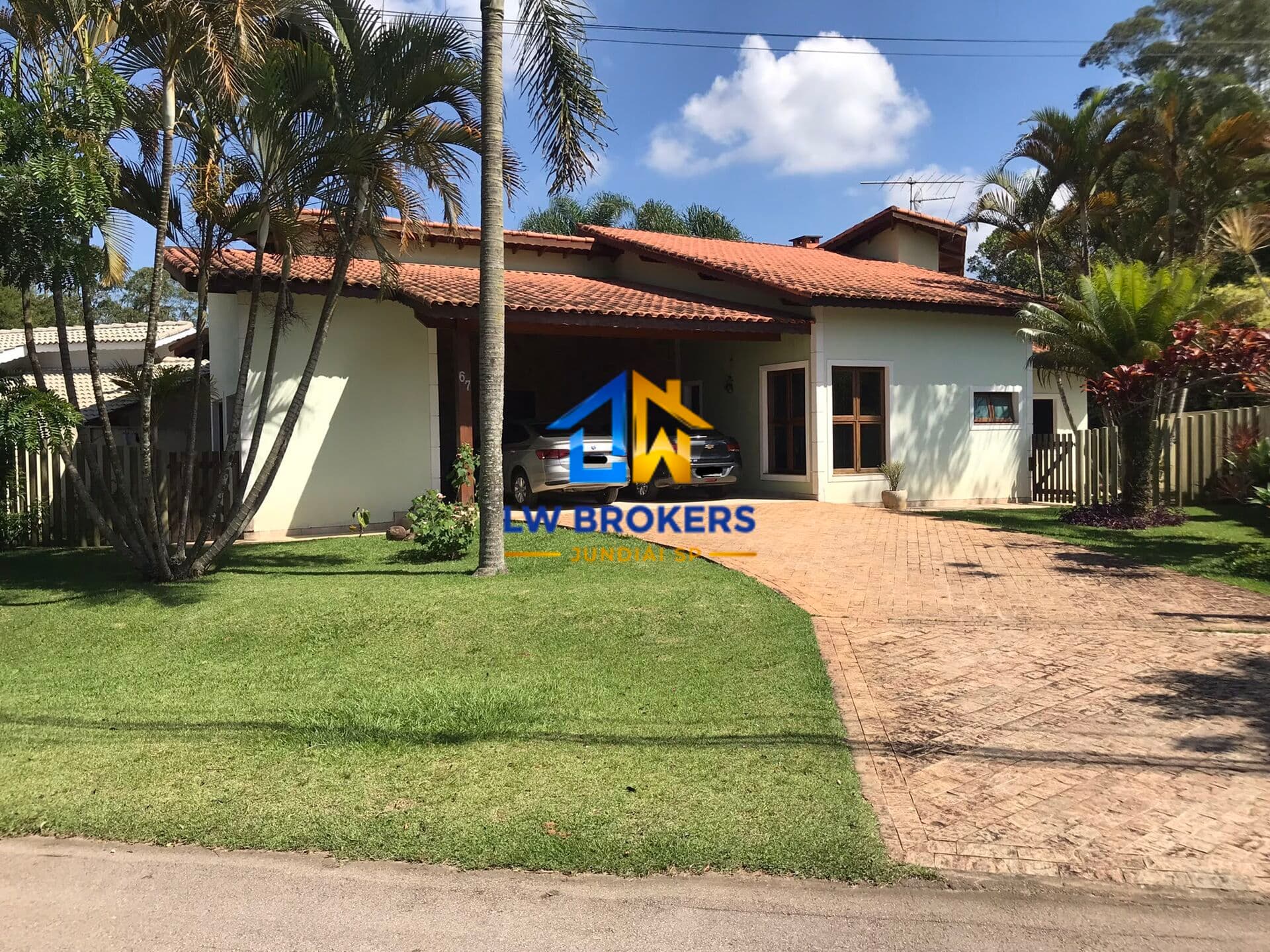 Casa no Condomínio Capital Ville I na Rodovia Anhanguera km 46,5 – Município de Jundiaí/SP – 30 minutos das Marginais do Tiête e Pinheiros.