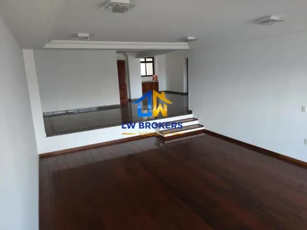 Apartamento no Edifício Serra dos Cristais, Av. Nove de Junho em Jundiaí/SP