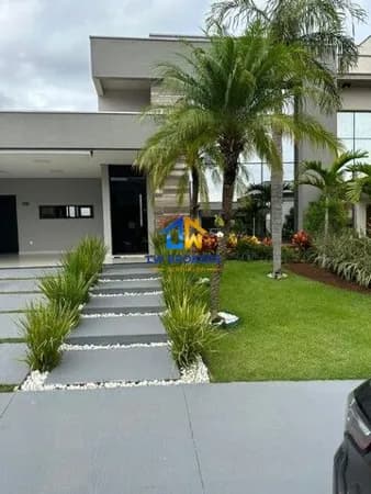 Casa Térrea em Condomínio