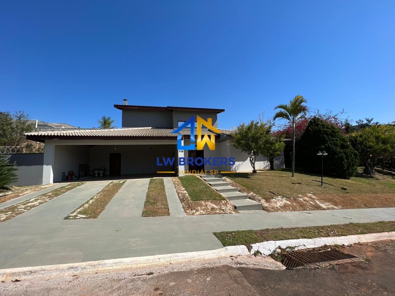 Casa em Condomínio, 4 suítes, em Terreno de 1000m² no Portal da Colina - Jundiaí/SP