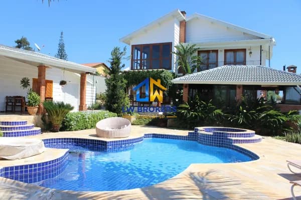 Casa Alto Padrão á Venda, 488m², 4 Quartos, sendo 4 Suítes, em Jarinu SP
