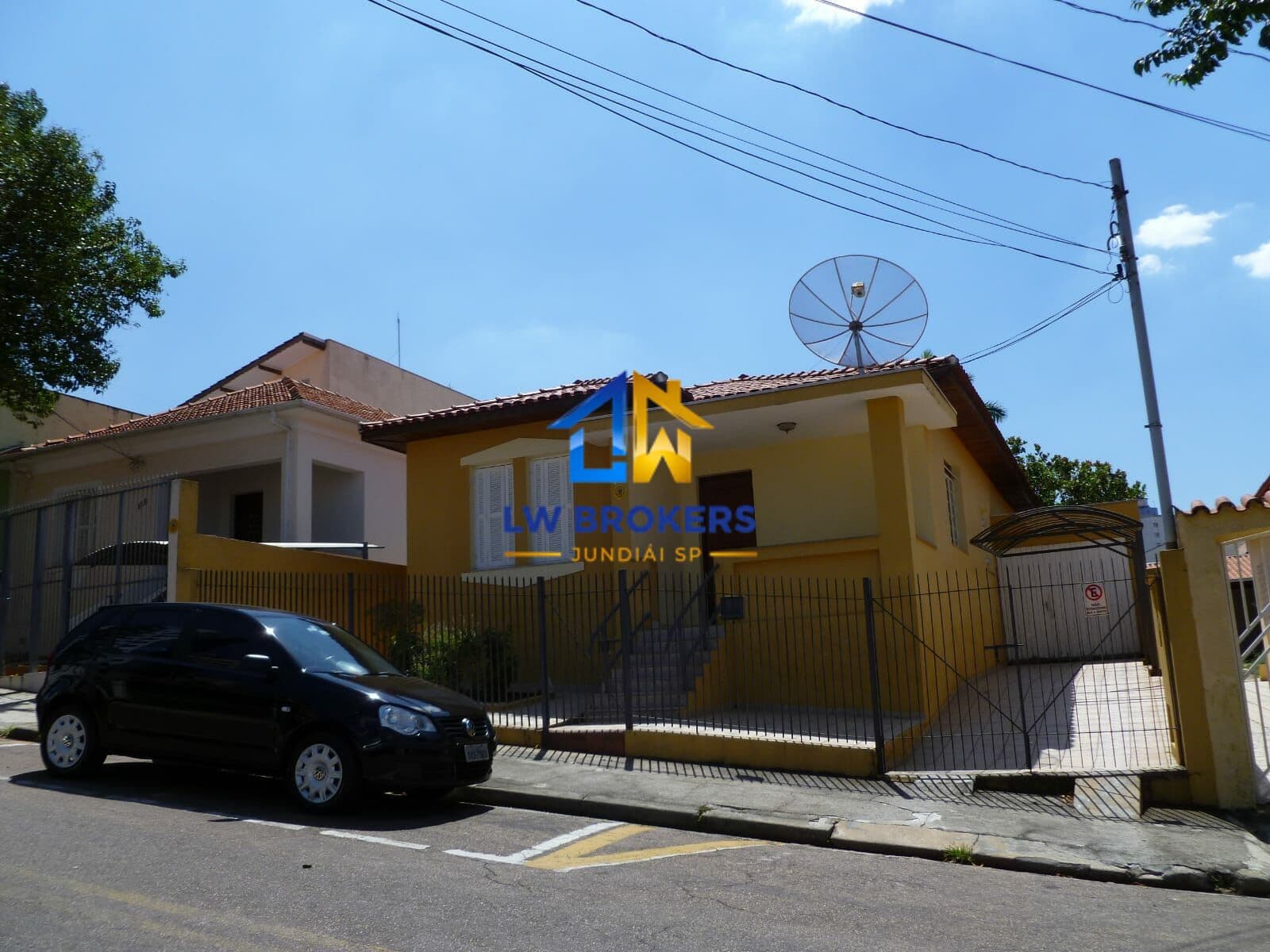 Casa Térrea para Fins Comerciais