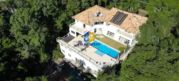 Casa á venda em Condomínio, 6 Quartos, sendo 4 Suítes, em Jundiaí SP
