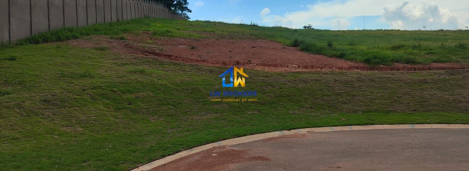 Lote/Terreno em Jundiaí - Ivoturucaia