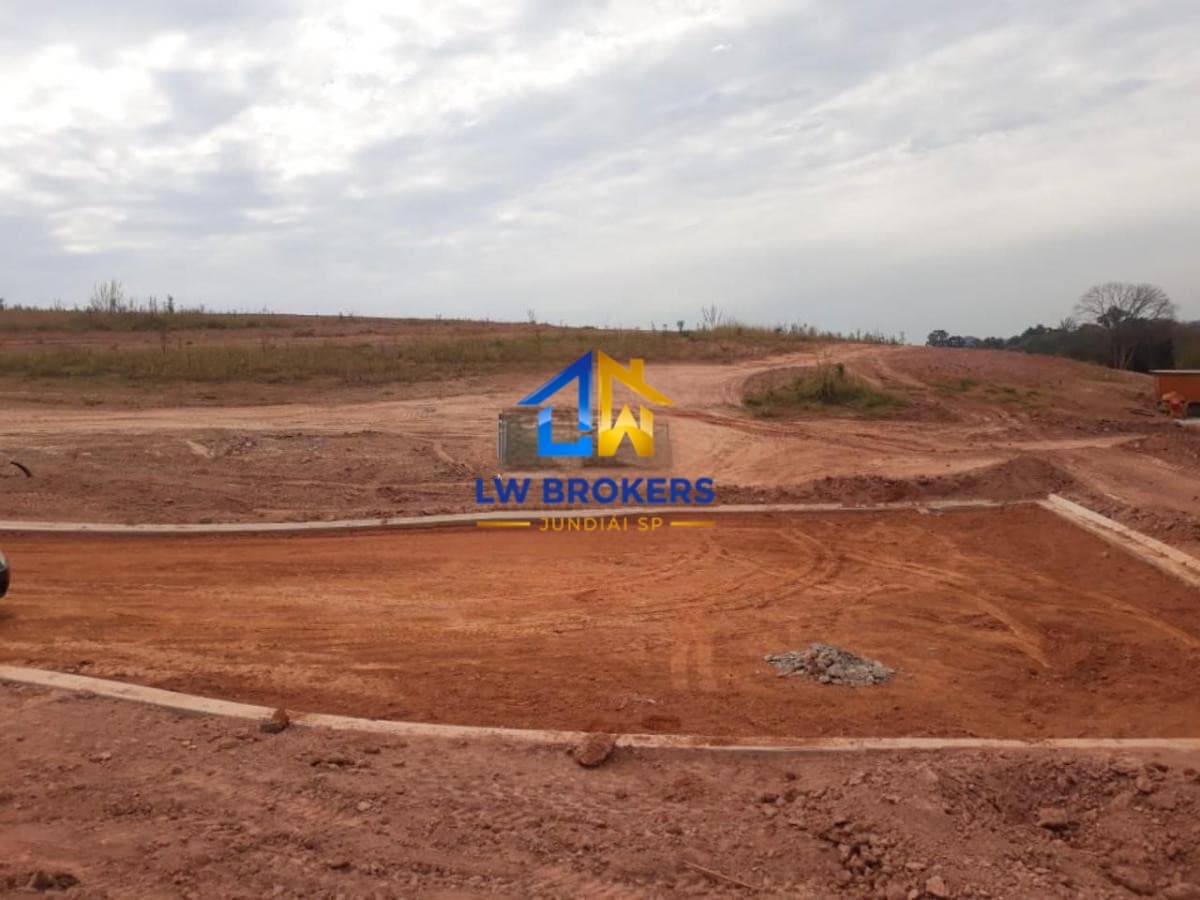 Terreno para venda no condomínio de Tamboré no bairro Caxambú.
