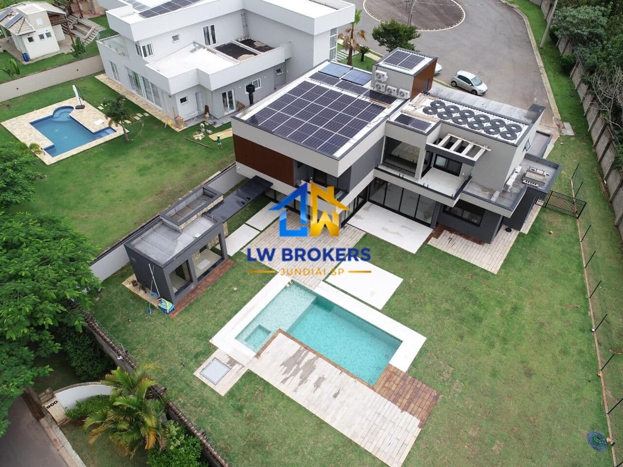 Casa em Condomínio, 4 suítes, Piscina aquecida, 400m², em Jundiaí SP