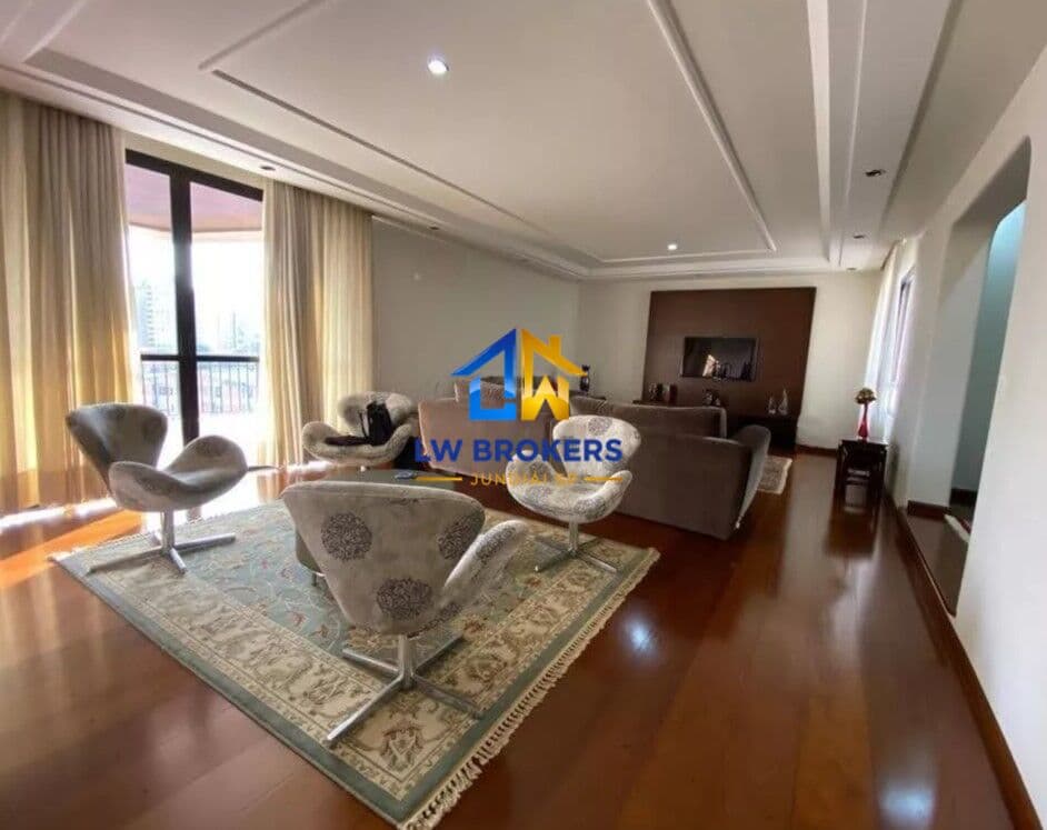 Apartamento Alto Padrão, na melhor localização e com uma enorme área útil! (357m²)
