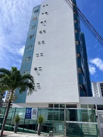 Usado, no Cabo Branco