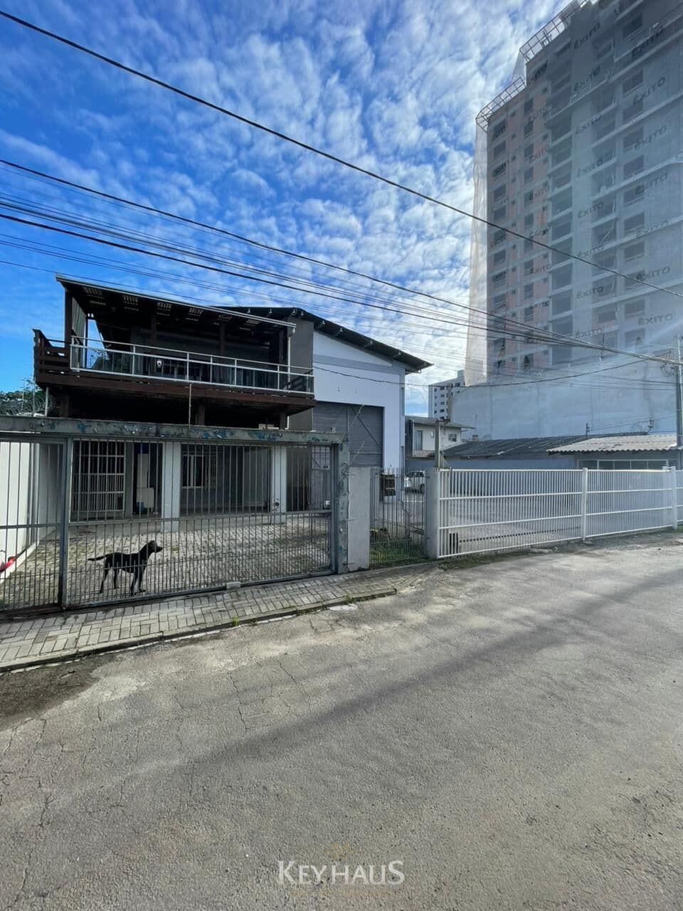 Galpão com 02 Apartamentos | São Judas - Itajaí SC