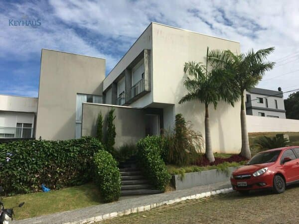 Casa em Condomínio para Venda e Aluguel em Ariribá Balneário Camboriú-SC