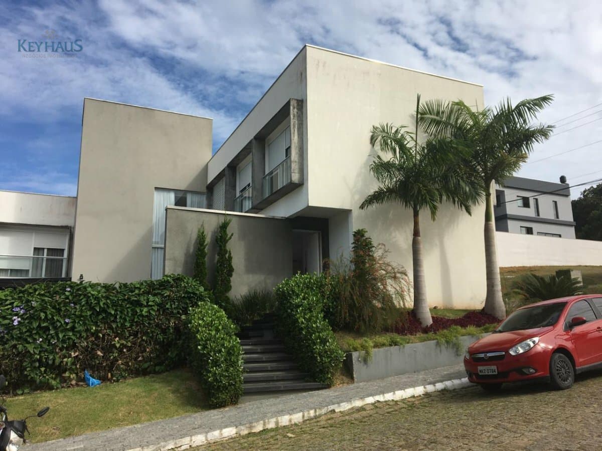 Casa em Condomínio para Venda e Aluguel em Ariribá Balneário Camboriú-SC