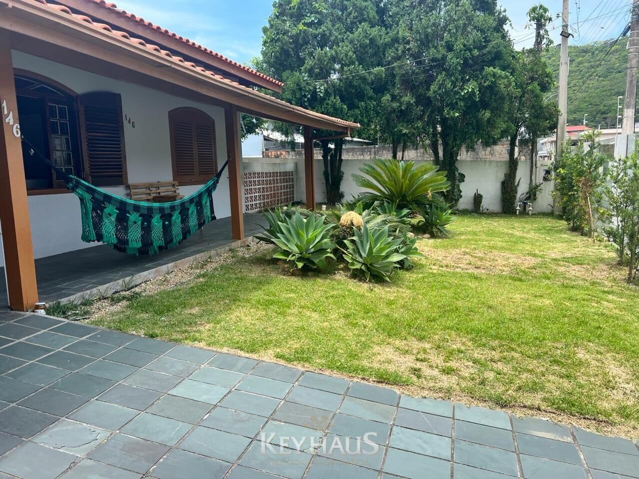 Casa 04 dormitórios | Fazendinha - Itajaí - SC