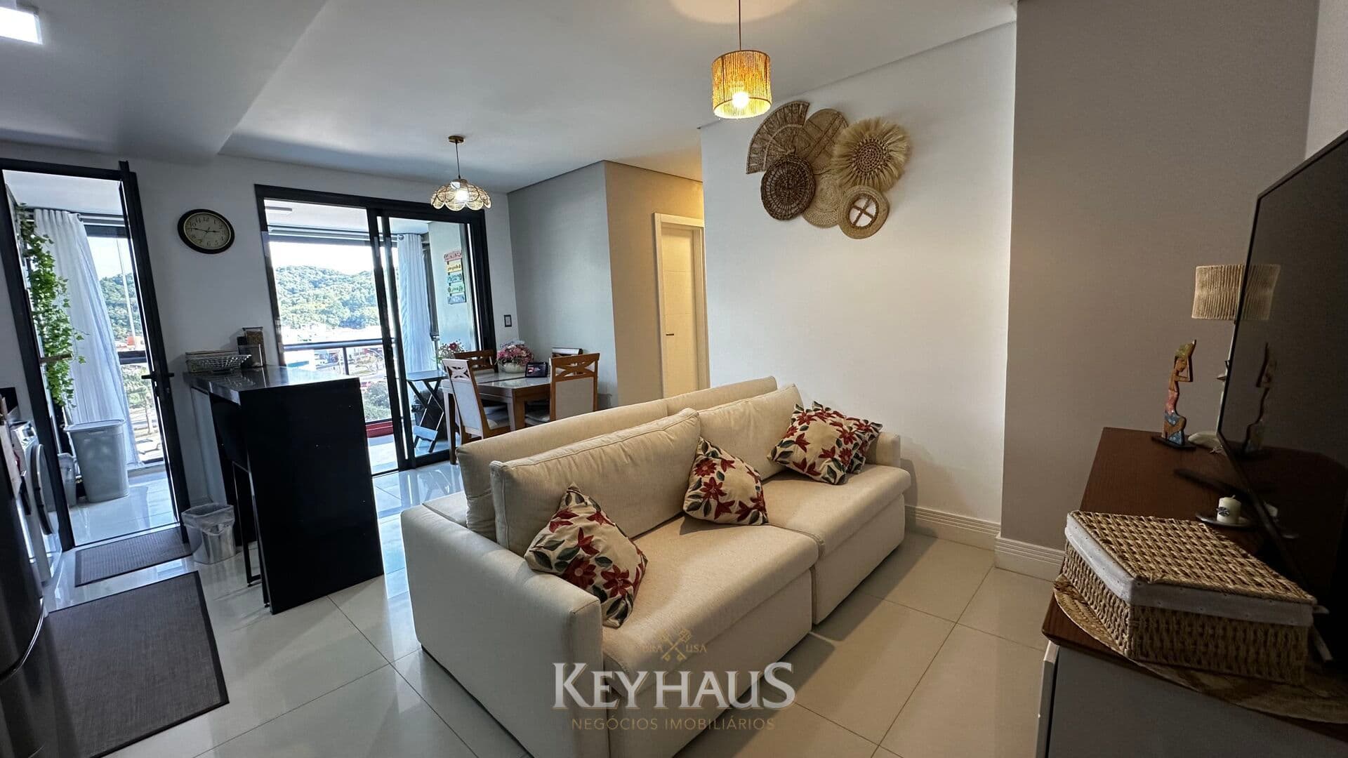 Apartamento Semi Mobiliado | 03 dormitórios | Ressacada - Itajaí