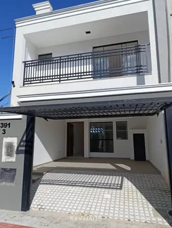 Sobrado Geminado Triplex | Dom Bosco - Itajaí