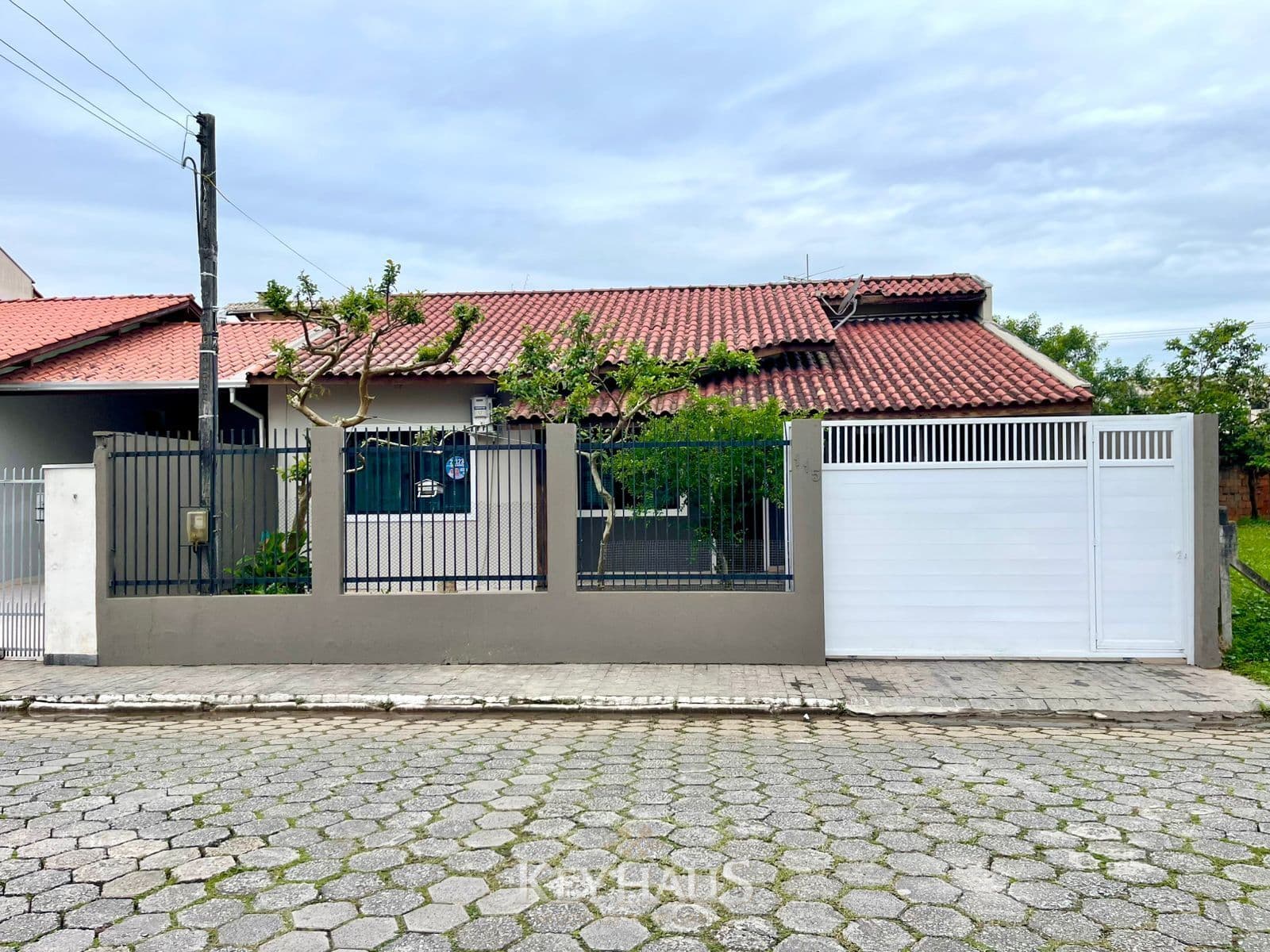 Casa Semi Mobiliada | 02 Dormitórios | Próx. Poly Terminais - Itajaí