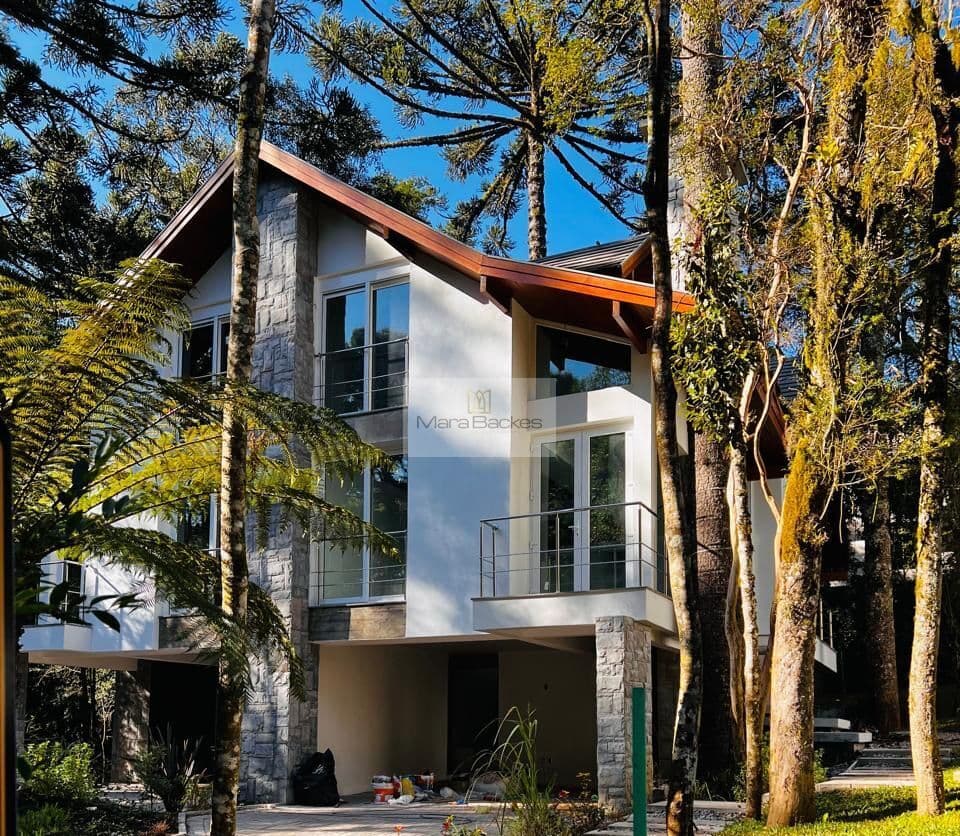 Casa de 3 Suítes Nova Alto Padrão em Vila Suzana, Canela/RS