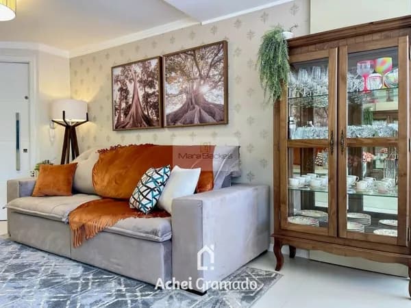 Apartamento 2 Dormitórios Mobiliado ao lado da Catedral de Gramado