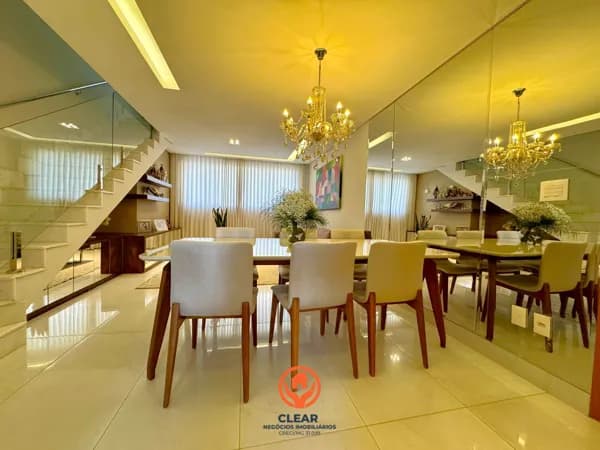 Cobertura 240m² / 4 Quartos / 4 Vagas / Elevador / Castelo BH