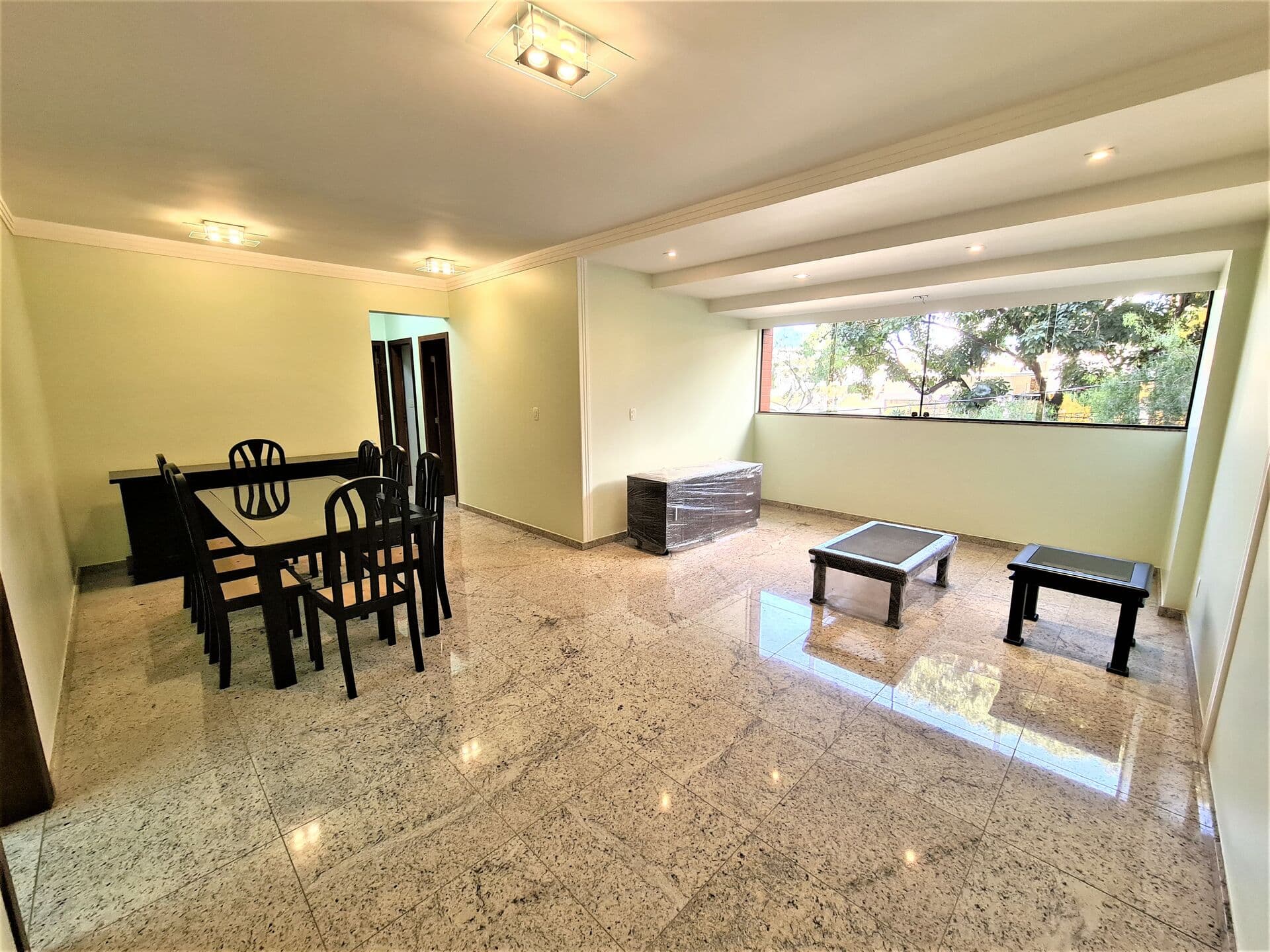 APARTAMENTO COM ÁREA PRIVATIVA À VENDA NO BAIRRO CASTELO, 3 QUARTOS, 2 VAGAS, LAZER, PORTEIRO, PRÉDIO ELEVADOR, 115M²