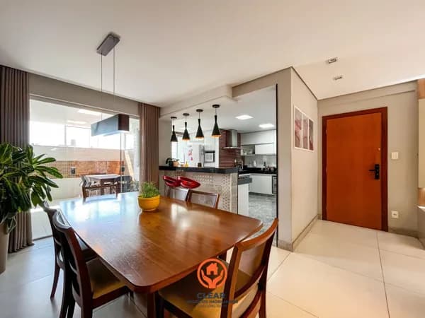 APARTAMENTO COM ÁREA PRIVATIVA À VENDA NO BAIRRO CASTELO, 3 QUARTOS, 3 VAGAS, PRÉDIO COM ELEVADOR, 160M²