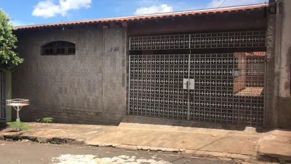 Casa em Bauru - Parque Residencial Jardim Araruna