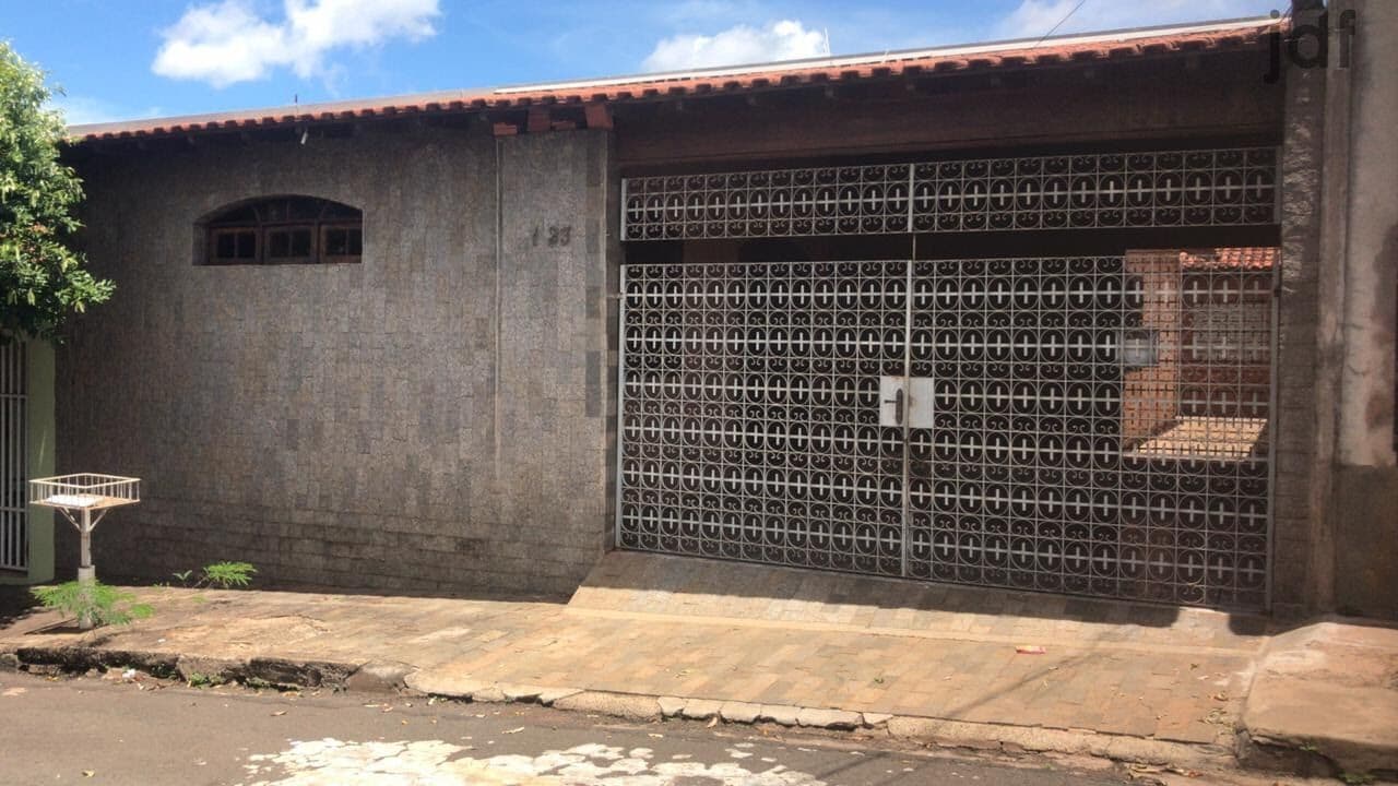 Casa em Bauru - Parque Residencial Jardim Araruna