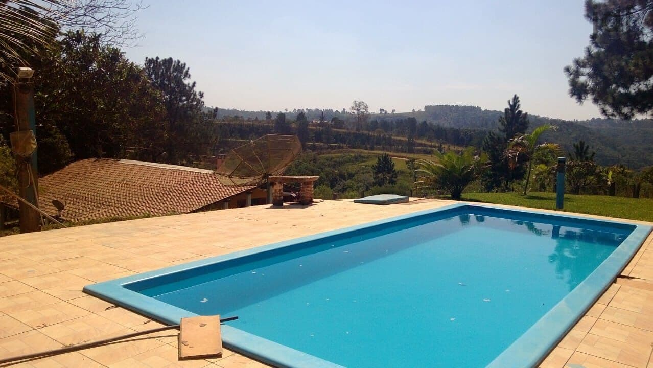 Chácara com 5000 m2 de terreno