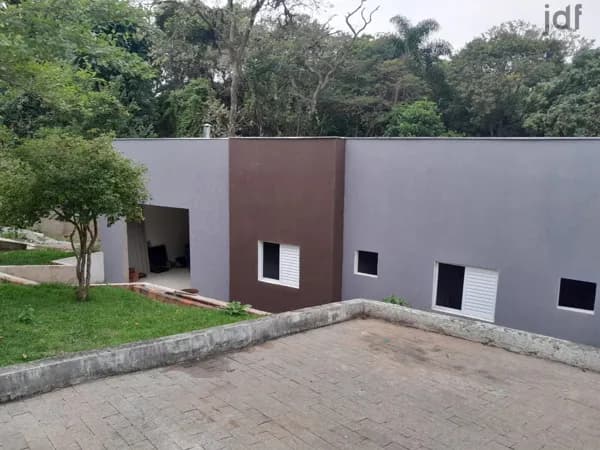 Chácara no bairro Porta do Sol em Mairinque-SP com OFICINA!
