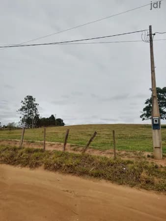 Área Rural Sítio 5 alqueires, excelente topografia, a 5 km da rodovia Castelo Branco, 3 km de estrada de terra, casa de caseiro, curral