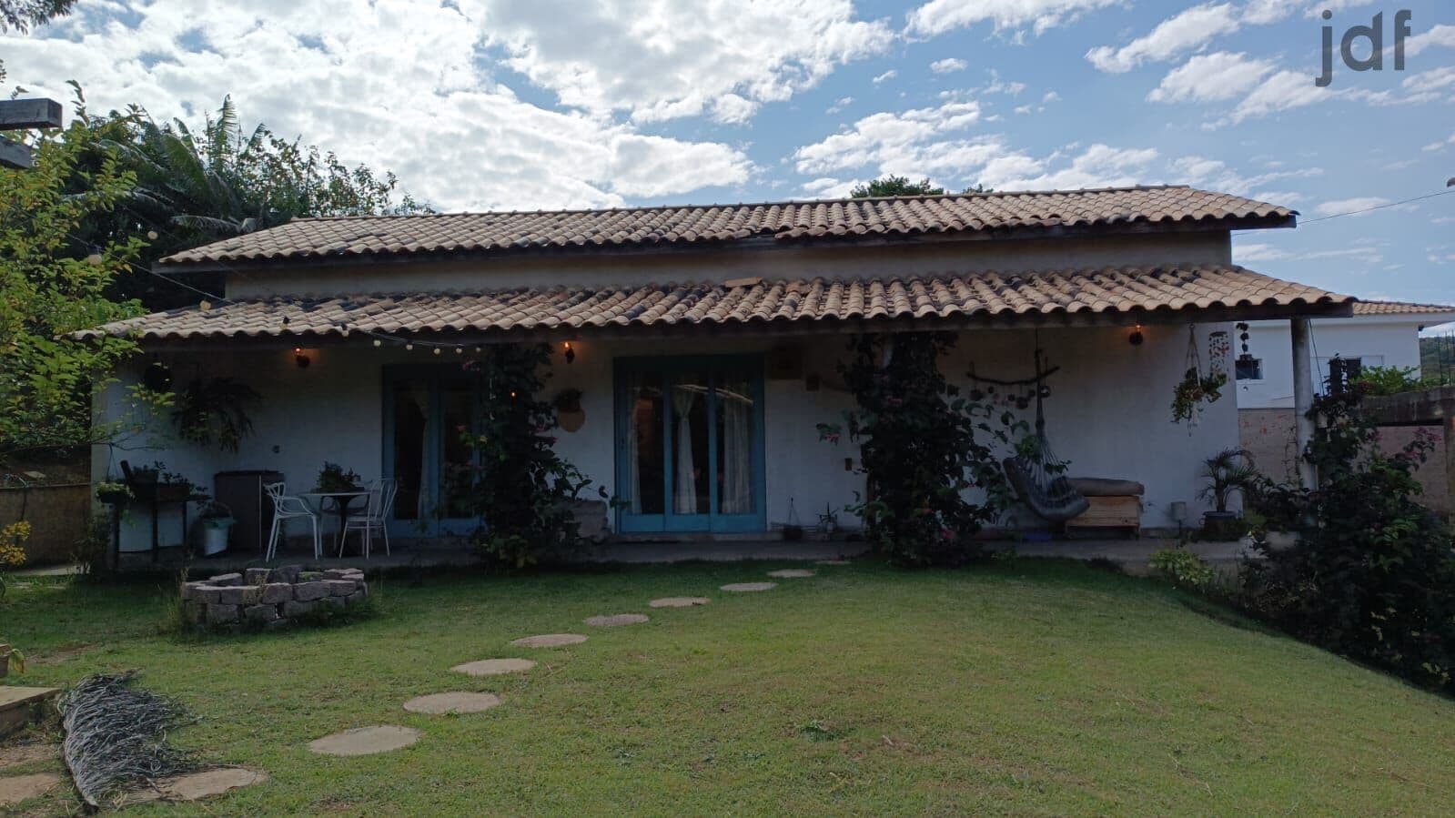 Casa de Condomínio em Alumínio - Recanto dos Pássaros