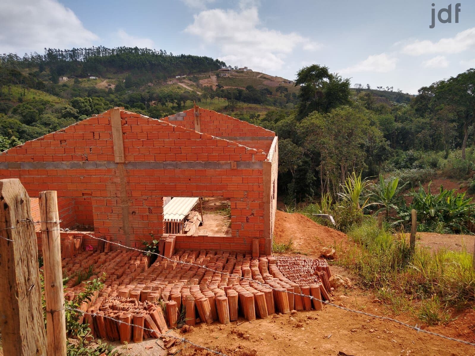 Lote/Terreno em Mairinque - Moreiras