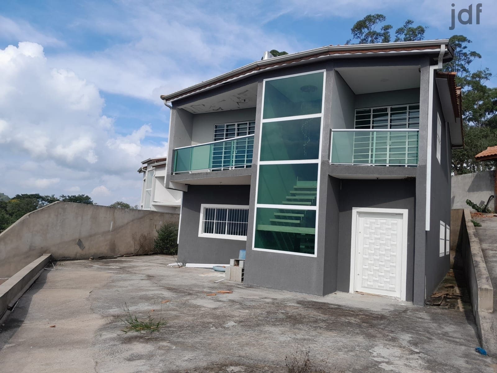 Chácara em Moreiras, Mairinque/SP, com lindo sobrado construído!