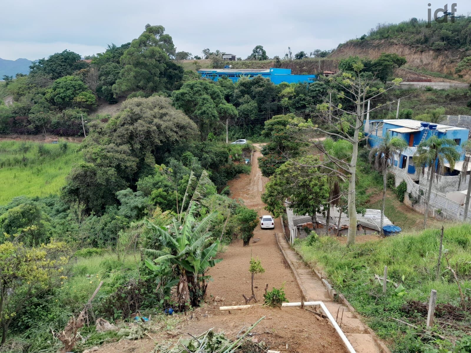 Chácara a 200 mts do asfalto
