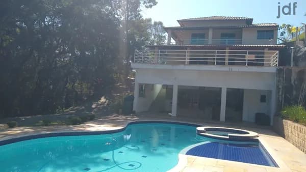 Chácara em Porta do Sol, Mairinque/SP , semi nova com 4 suítes sendo 1 master