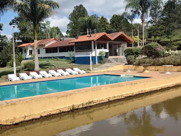 Sítio completo para Moradia/lazer ou explorar comercialmente
